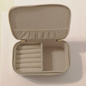 Jewelry case travel size 13x5x8.5 cm